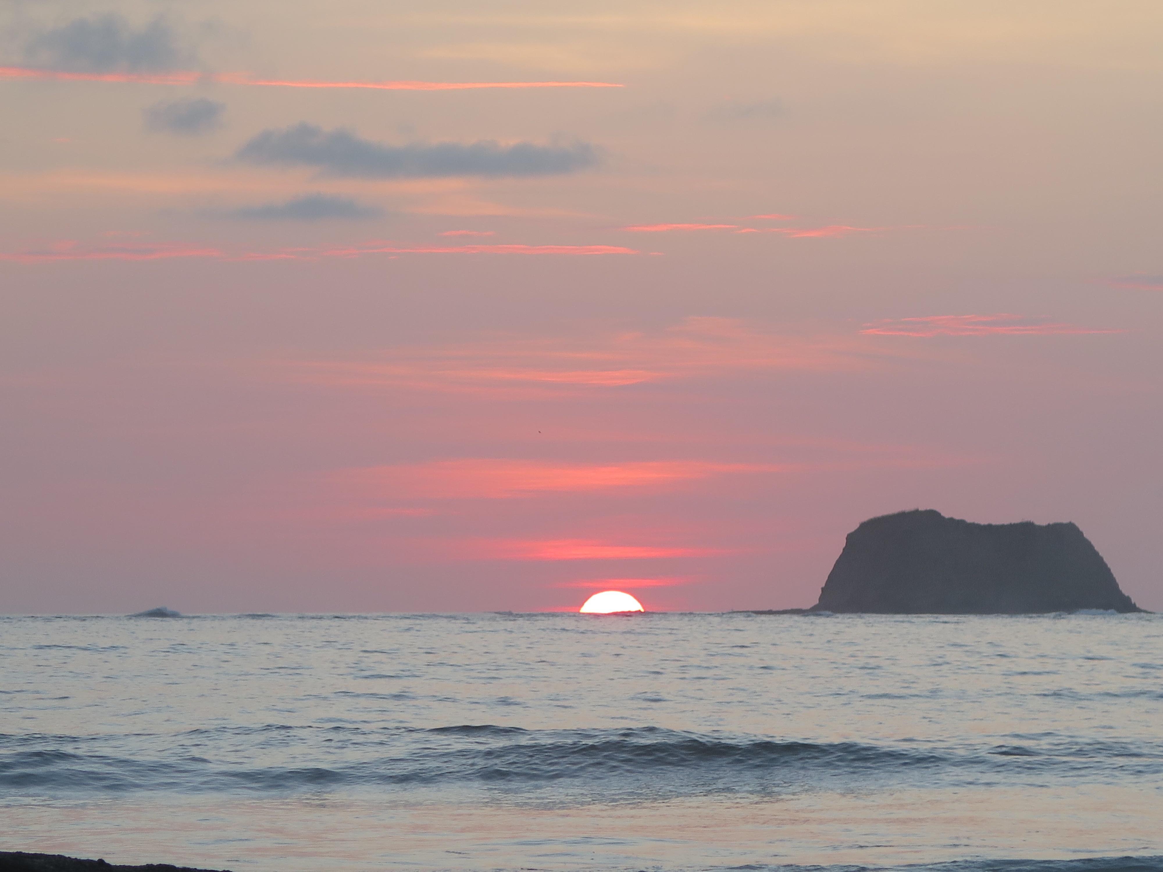 Nammbu Beach Front Bungalows Самара Экстерьер фото