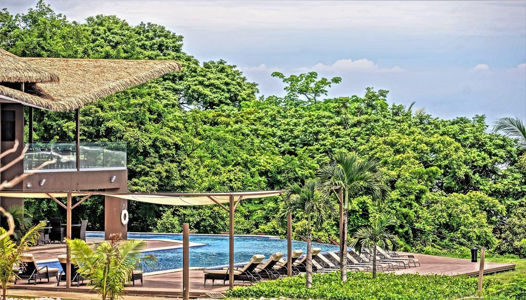 Nammbu Beach Front Bungalows Самара Экстерьер фото